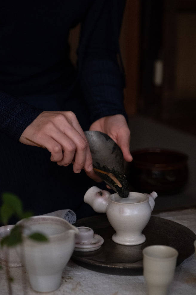 台日茶席 「春聯の会」  ｜二手舎 × SIRI SIRI