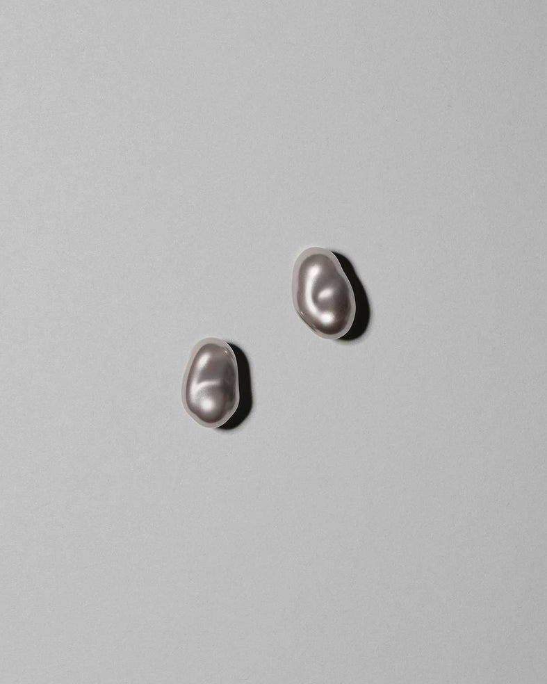 Harmonia Earrings G Pearl Grande Moon