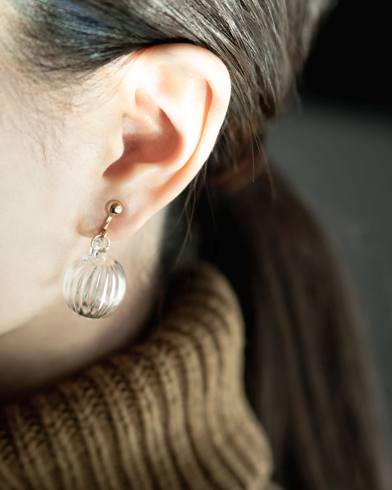 HOTOLI Earrings Horn FLAKE – SIRI SIRI | シリシリ